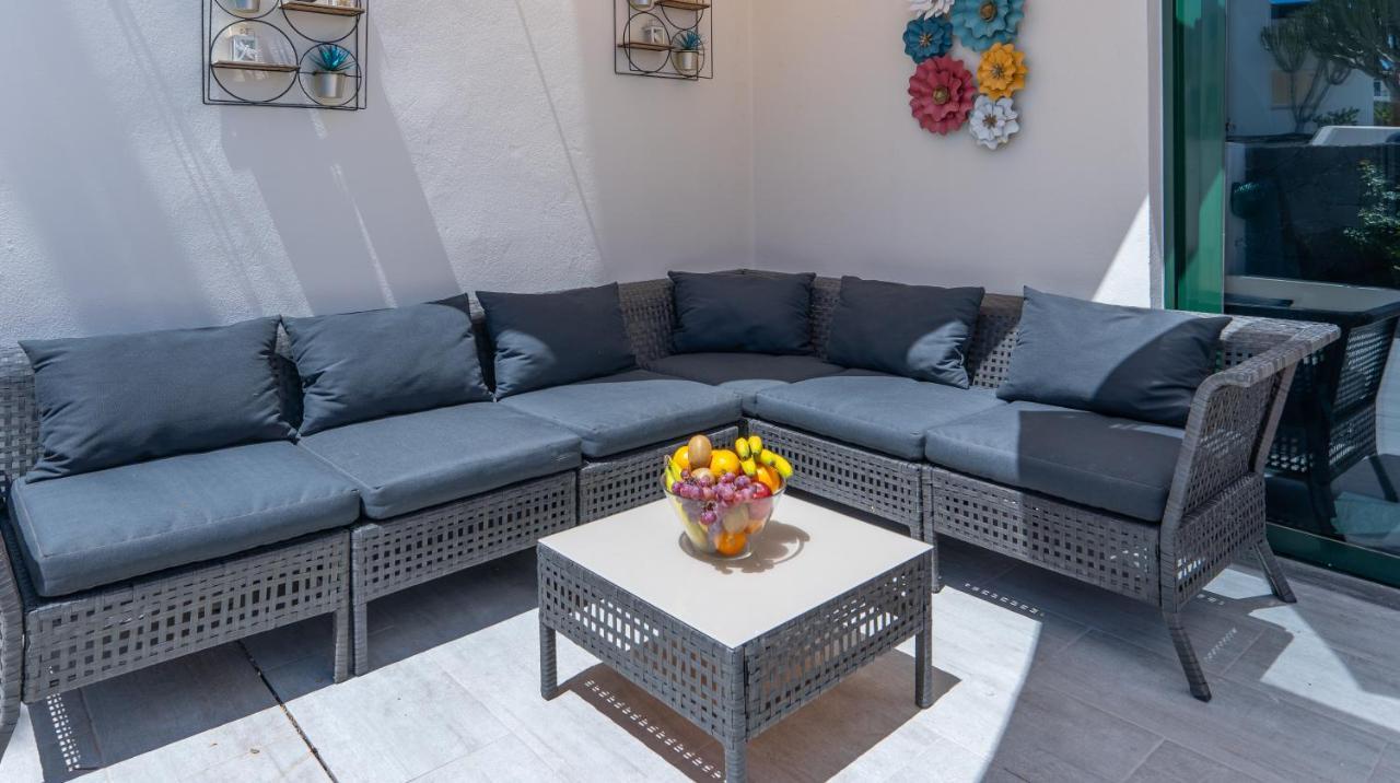 Luxury Casa Playa Roca Bord De Mer Costa Teguise Kültér fotó